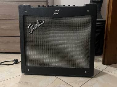 Fender Mustang II