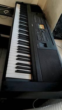 Yamaha DGX 670