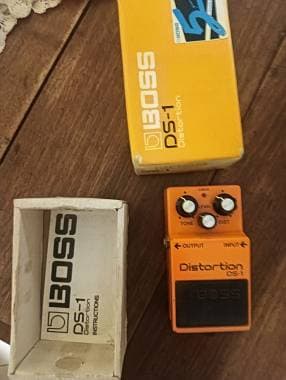 BOSS DS-1 Distortion Vintage Made in Taiwan (Black Label) con Scatola e Manual
