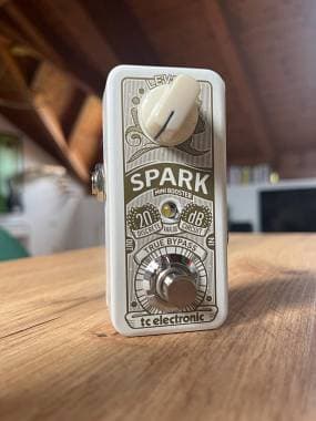 TC Electronic Spark Mini Booster