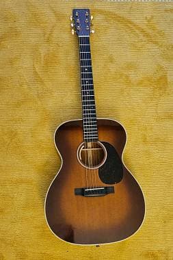 Martin Custom Shop OM / 000 14 fret (mogano)
