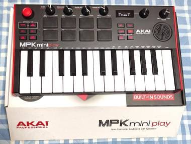 Akai MPK Mini Play MK3