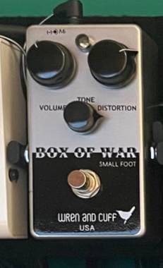 Wren and Cuff Box Of War scambio/permuto