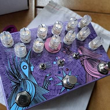 Old Blood Noise Endeavours Dark Light reverb