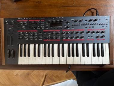 Dave Smith Instruments PRO 2