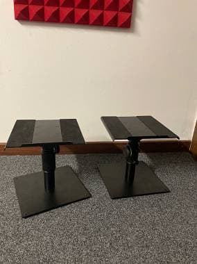 Gravity SP 3102 studio monitor stands