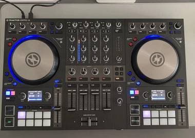 Contrôleur DJ Native Instruments Kontrol S4 MK3
