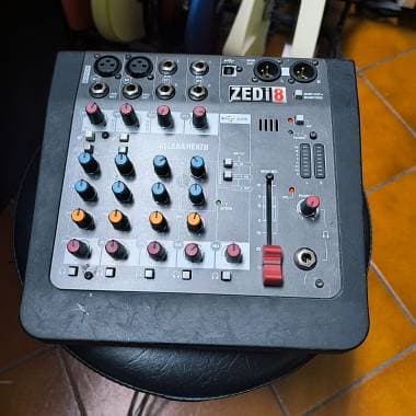 Allen & Heath ZEDI 8