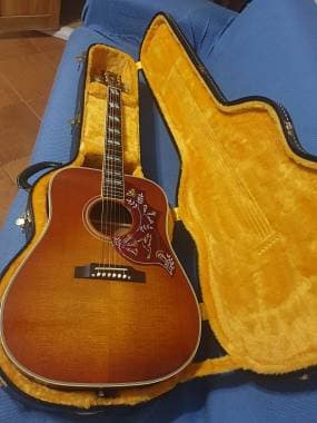 Gibson Custom Shop Hummingbird