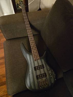 Ibanez SR 300