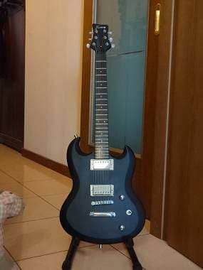 Framus Phil X leggi bene