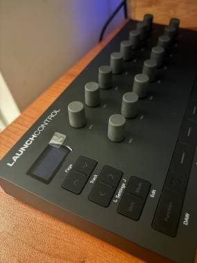 Novation Launchcontrol