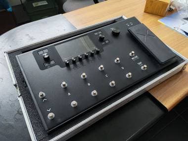 Line6 Helix LT + Flightcase