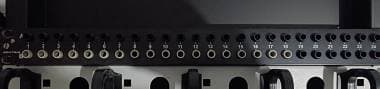 Patch bay Neutrik NYS-SPP-L 48 punti
