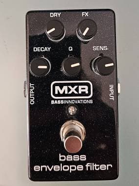 MXR Envelope Bass Filter M82