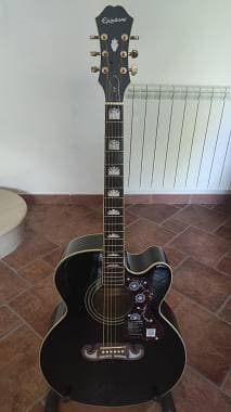 Vendo epiphone EJ-200CE black