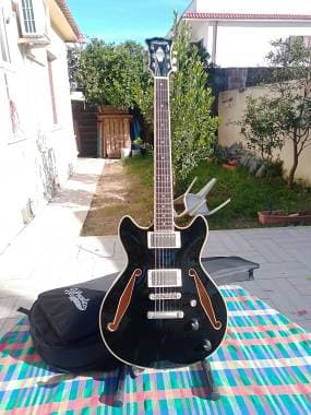 D'Angelico Guitars Excel Mini DC Solid Black