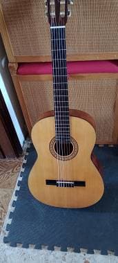 Chitarra classica vintage - svendita lotto
