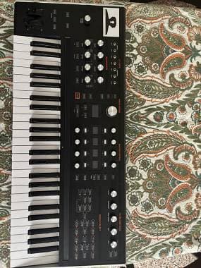 Hydrasynth con flyht pro case