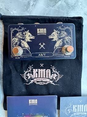 KMA Machines AB/Y Pedal switcher A/B/Y per chitarra e basso
