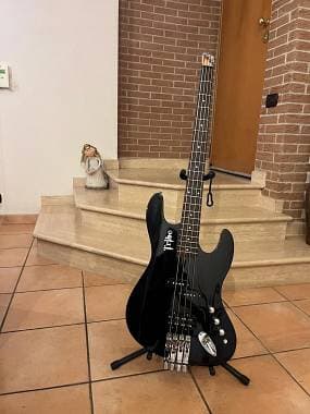 Tribe Guitars SF 4 Headless