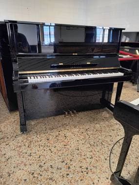 Pianoforte Yamaha YUX serie di alta qualità con trasporto e panca inclusi