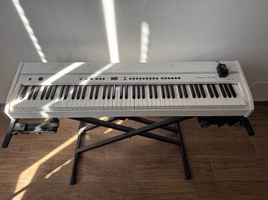 Orla Stage-Studio 88 tasti pesati bianco + stand