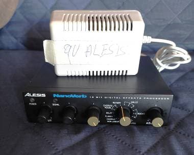 ALESIS NANO VERB
