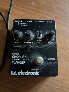 Tc electronic stereo chorus + pitch modulator & flanger