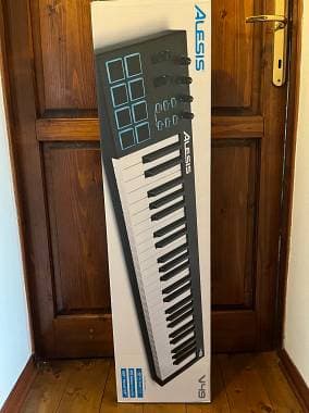 Alesis Tastiera v49