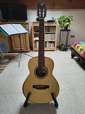Chitarra acustica amplificata Crafter