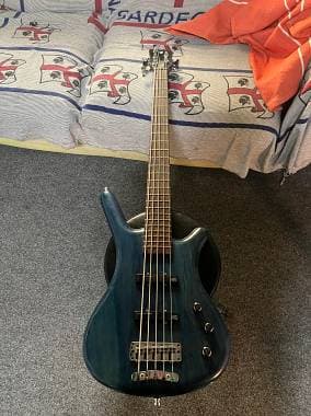 Warwick Corvette 5 corde