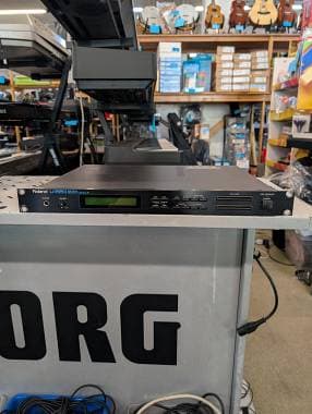 Roland U220