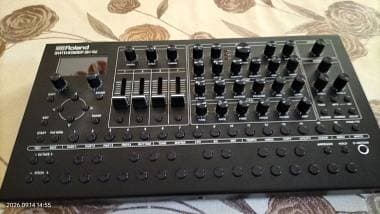 Vendo Roland SH 4D a 370 euro spedizione compresa