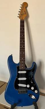Squier by Fender Stratocaster Bullet Strat