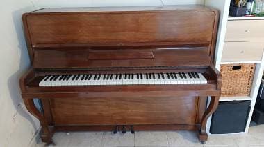 Pianoforte verticale I.C. Baer anni '50 300 trattabili Pozzuoli (NA)