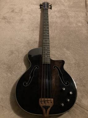 Epiphone zenith bass fretted semiacustico