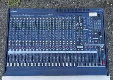 Yamaha MG24/14 FX + case