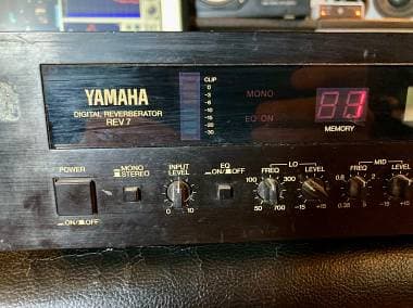 Yamaha REV7