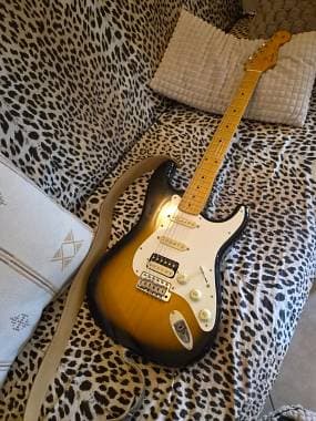 RIBASSO FENDER JV Modified '50s Stratocaster HSS 2-Color