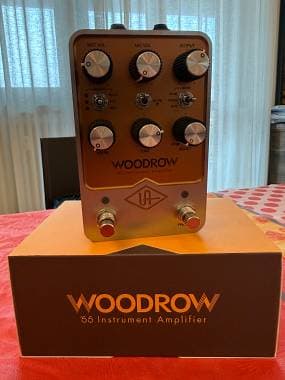 Universal Audio UAFX Woodrow '55 Instrument Amplifier