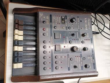 Roland Vk8m