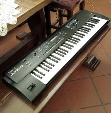 Roland juno d