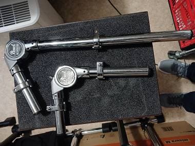 Vendo per inutilizzo due reggitom Pearl