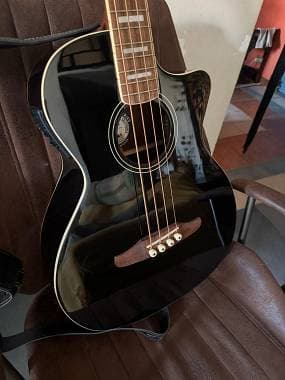 Fender Kingman
