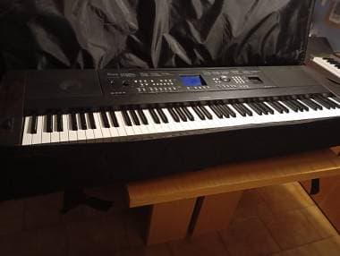 Yamaha dgx 650