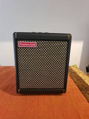 Positive Grid Spark MINI - 10W Batteria Bluetooth - Smart Amp - Perfetto - Livor