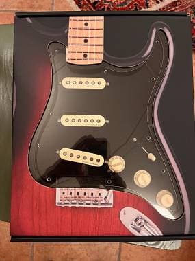 Fender Vintage noiseless pickup pickguard battipenna inusato