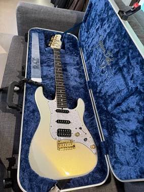 Tyler Guitars JTG-MK1 White Pearl Metallic HSS con Midboost