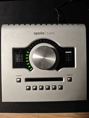 Universal Audio UAD Apollo Twin Usb ottimo stato con imballo e stock plugins